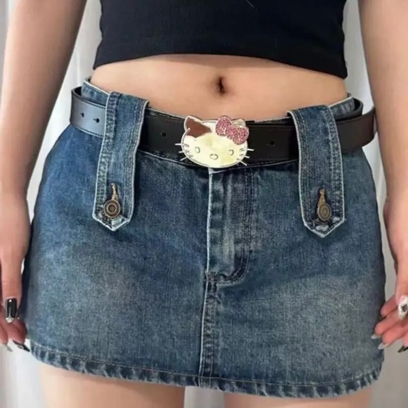 Black Sanrio Rhinestone Hello Kitty Leather Belt - Picture 2 of 4